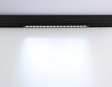 Управляемый светодиодный светильник для шинопровода Magnetic 220V диммируемый 3000-6400K GL1314 BK черный IP20 24W 3000K-6400K 220V 24° 455*25*42 (Без ПДУ) Ambrella light