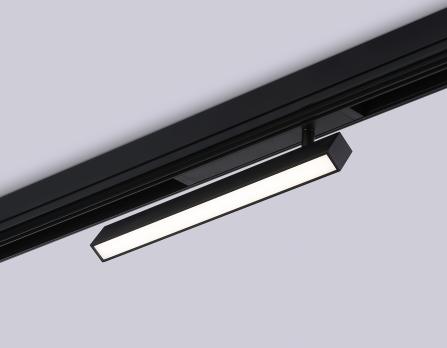 Управляемый светодиодный светильник для шинопровода Magnetic 220V диммируемый 3000-6400K GL1332 BK черный IP20 18W 3000K-6400K 220V 120° 342*25*112 (Без ПДУ) Ambrella light