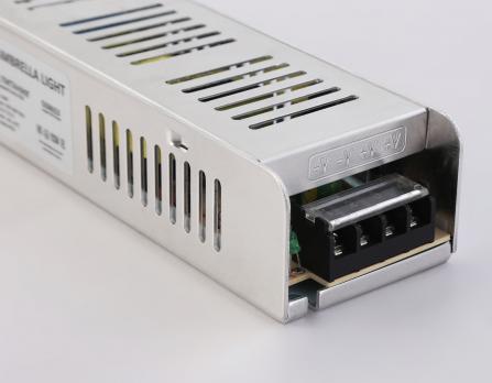 Блок питания с EMC для светодиодной ленты 12V 150W 12,5A IP20 185-260V 200*58*40 GS8653 GS8653 блок питания 12V 150W 12.5A IP20 185-260V EMC 200*58*40 Ambrella light