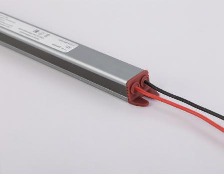 Блок питания для светодиодной ленты 12V 60W 5A IP67 185-260V 312*18*14.8 GS9807 GS9807 блок питания 12V 60W 5A IP67 185-260V 312*18*14.8 Ambrella light