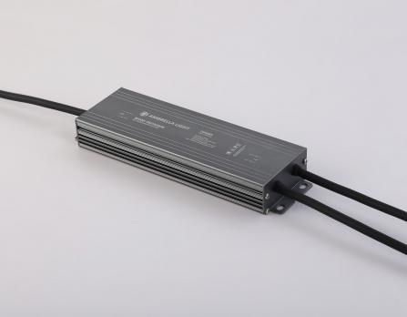 Блок питания для светодиодной ленты 12V 200W 16,7A IP67 185-260V 220*65*28 GS9865 GS9865 блок питания 12V 200W 16.7A IP67 185-260V 220*65*28 Ambrella light