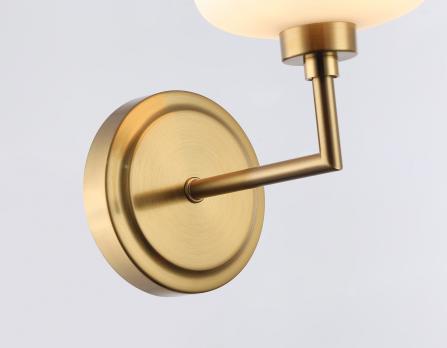 Настенный светильник LH53021 BS/FR латунь/белый матовый G9 max 40W 195*120*230 Ambrella light