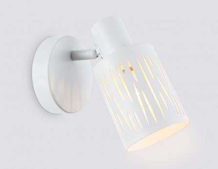Светильник накладной TR8663 WH белый E14 max 60W 180*100*150 Ambrella light