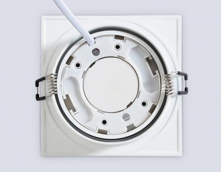 Светильник встраиваемый поворотный TN52232 WH белый IP20 GX53 110*110*44 Ambrella light
