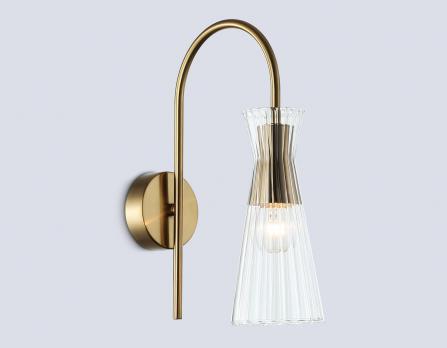 Светильник настенный LH55705 BS/CL латунь/прозрачный E14 max 40W 220*90*300 Ambrella light