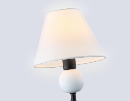 Светильник настенный LH75156 BK/FR черный/белый матовый E14 max 40W 240*170*300 Ambrella light
